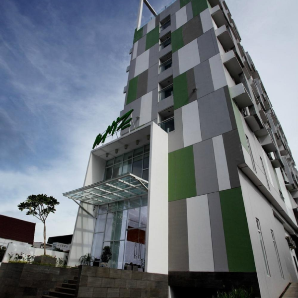 Whiz Hotel