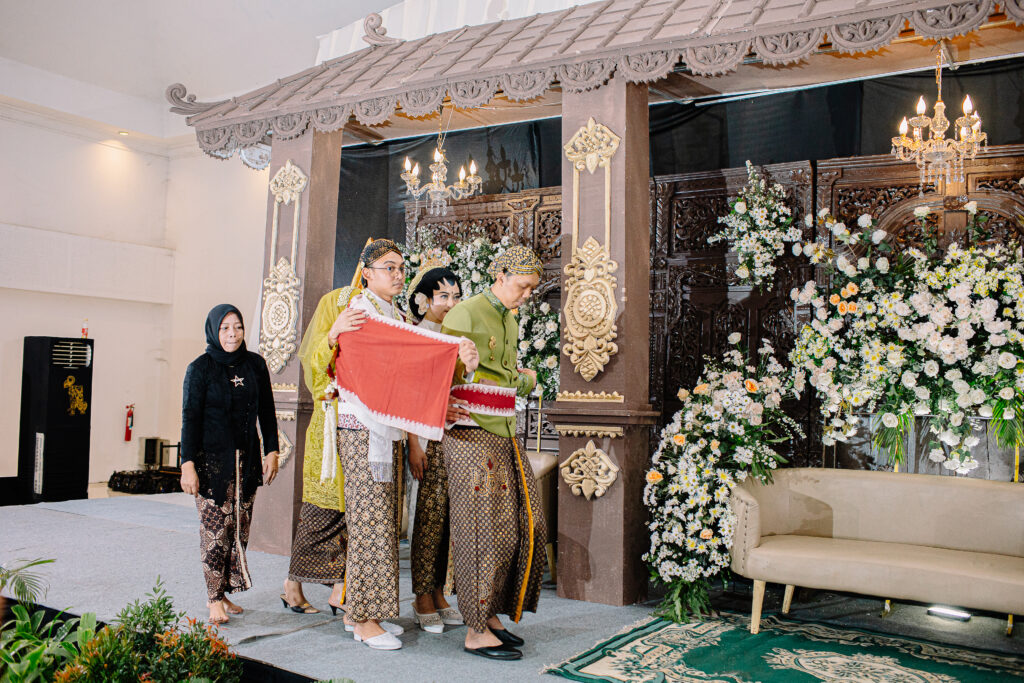Pernikahan Adisti dan Saifan